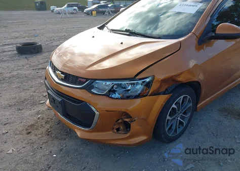 2017 Chevrolet Sonic Lt Auto z USA, uszkodzony, nr VIN 1G1JD6SH7H4138338